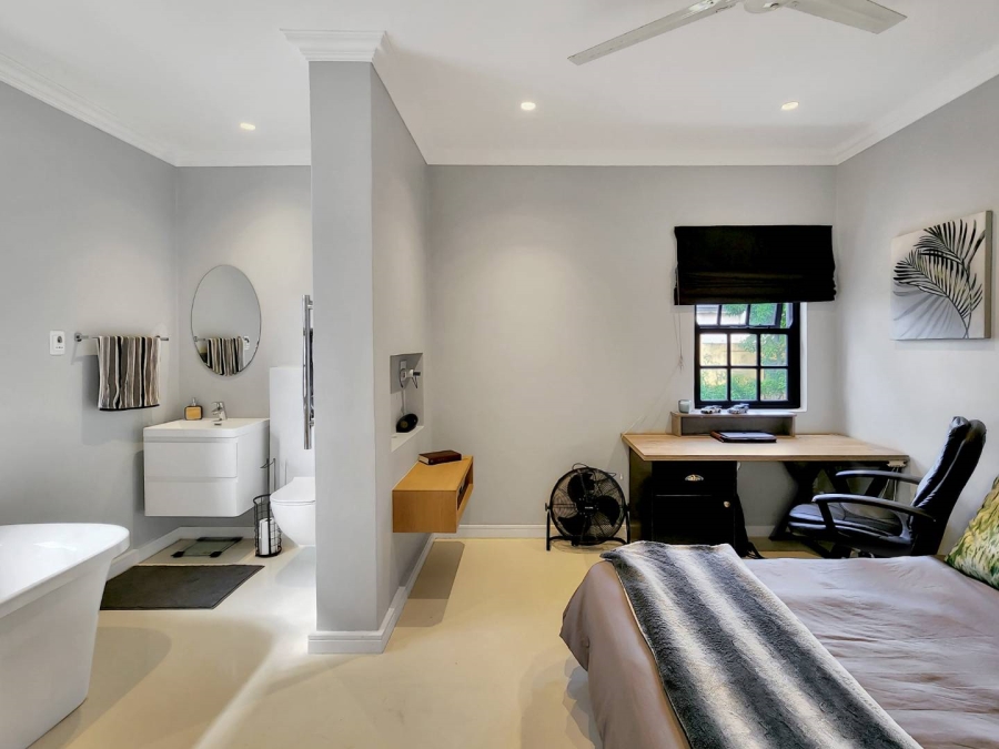 2 Bedroom Property for Sale in Cape Town City Centre Western Cape